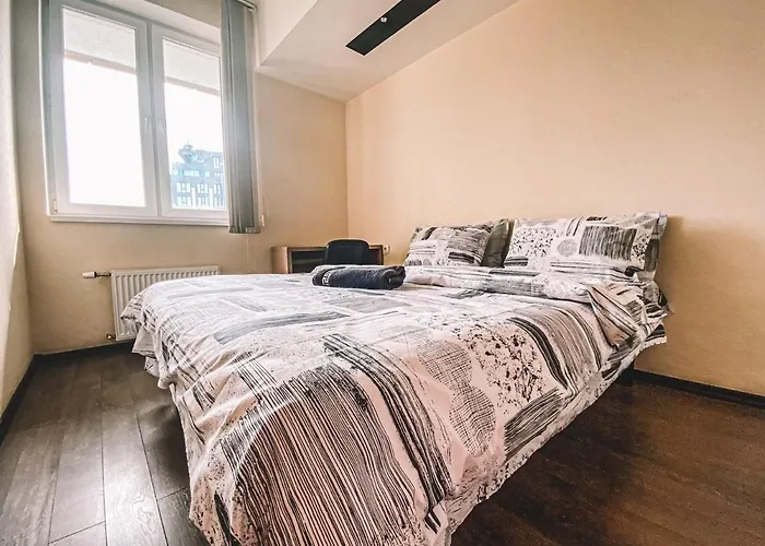 Panoramic Sky Apartment