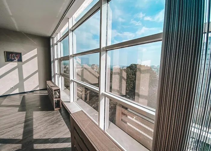 Panoramic Sky Apartment